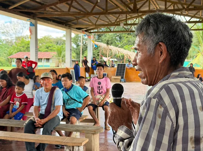 Comunero de la Comunidad Nativa Sawawo Hito 40 participa durante el espacio de diálogo del taller de socialización sobre